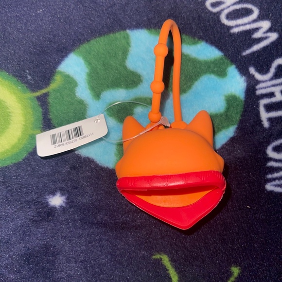 Bath and Body Works Corgi with Bandana Hand Sanitizer Holder - Picture 2 of 3